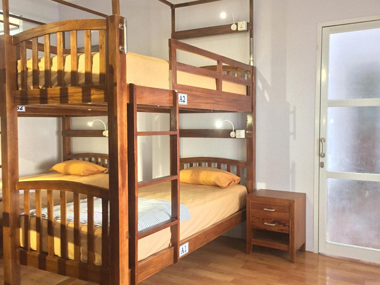לבואן באג'ו Bajo Nature Backpackers מראה חיצוני תמונה